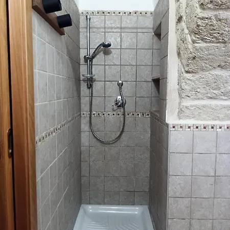Semesterbostad Casa Santa Chiara